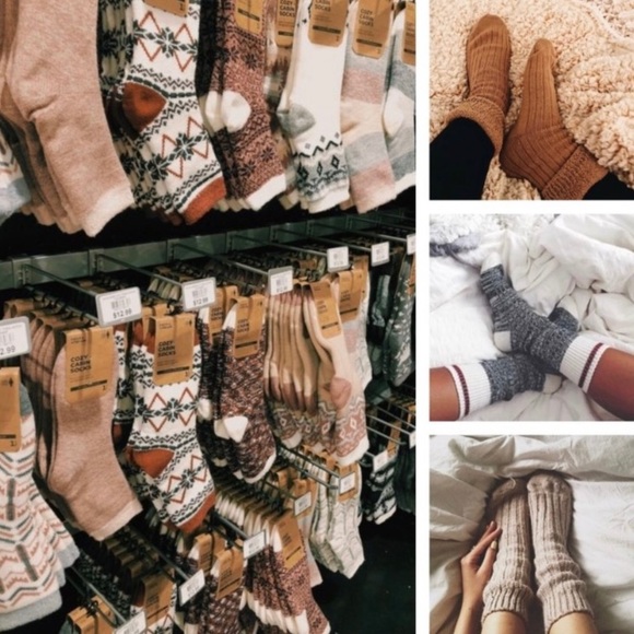 Winter Mystery Box | Clothing Accessories Jewelry Makeup & more! - Picture 5 of 8